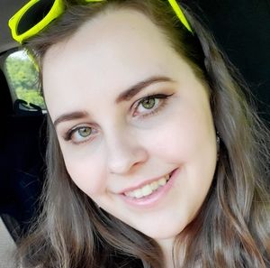 Meet your Posher, Cassie